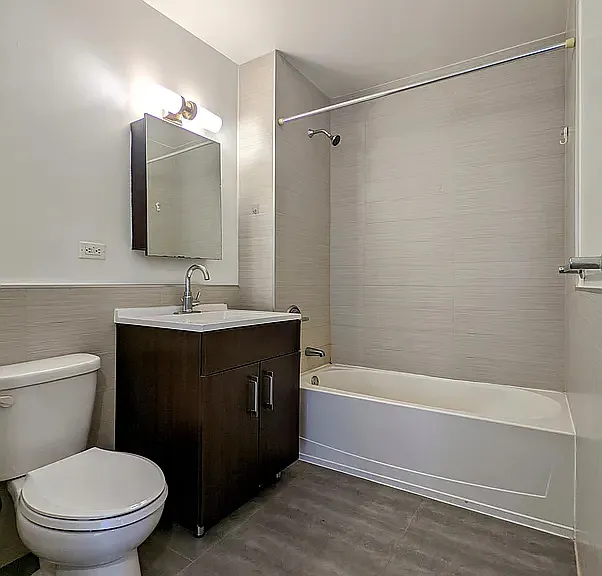 260 W 26th St #2F — Photo 9