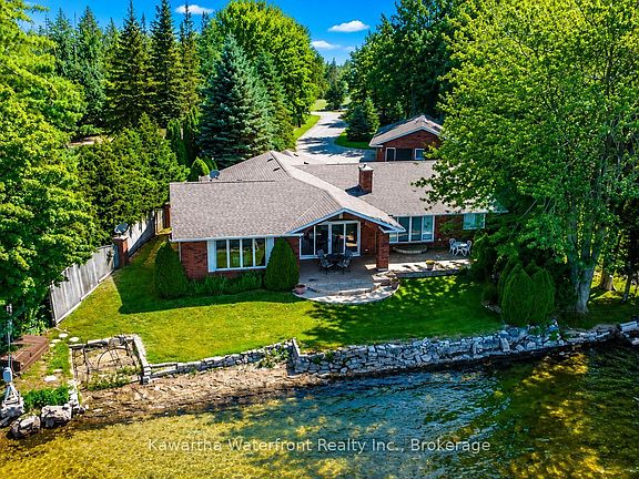 3rd image of 106 Crescent Dr