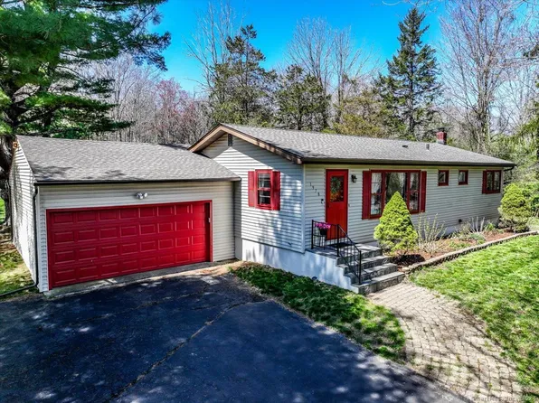 1978 Moose Hill Road, Guilford, CT 06437