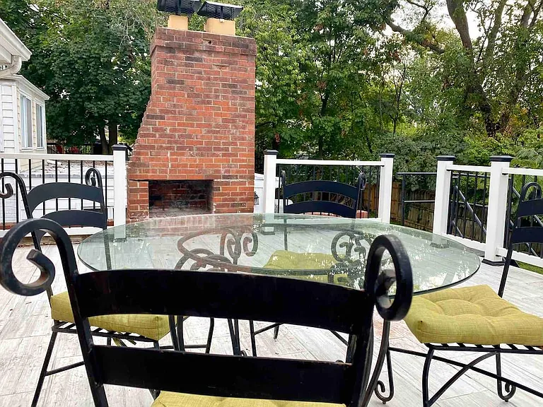 Large private balcony/patio attached (entry via kitchen)