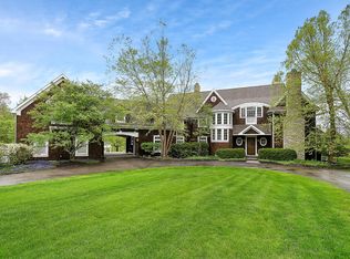 400 Potters Ln, Granville, OH 43023