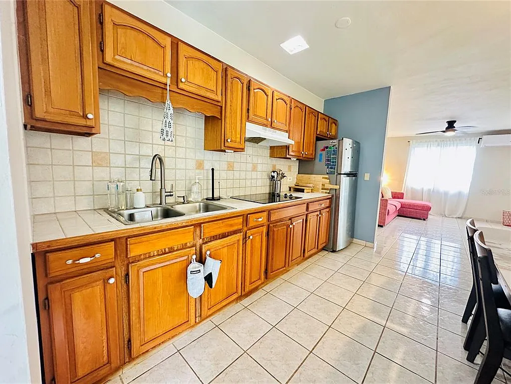 2 bed, 1.0 bath, 869 sqft, $925 — Photo 4