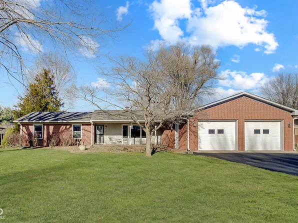 5772 W Gallagher Dr, Greenwood, IN 46142