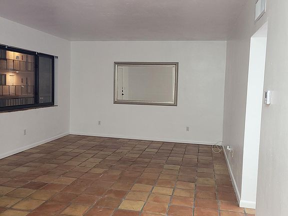 3rd image of 2930 Day Ave N #N-302