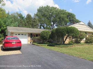 11 Imbrook Ln, Aberdeen, NJ 07747