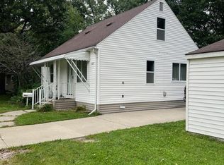 4565 Fleming St, Dearborn Heights, MI