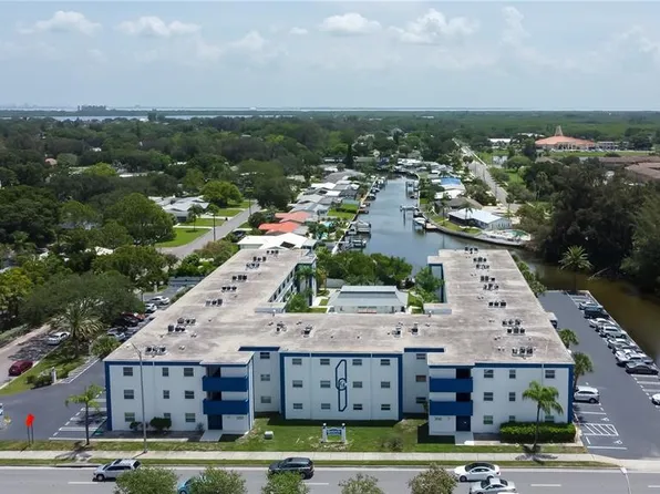 350 79th Ave N APT 328, Saint Petersburg, FL 33702