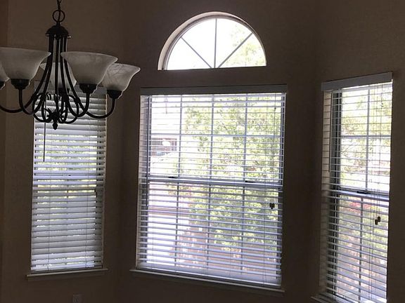 5th image of 8153 N Cedar Avenue # Second Floor