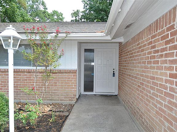 3rd image of 2031 Lake Village Dr