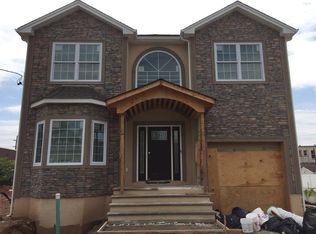 162 Larch St, Port Reading, NJ 07064