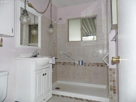 5th image of 2929 Neals Ln