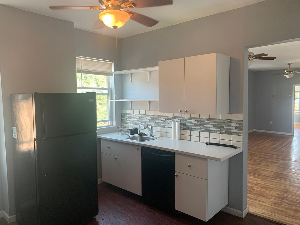 1st image of 249 Liberty St #3