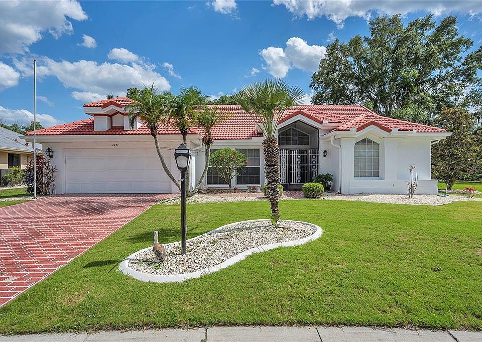 2057 Berry Roberts Dr, Sun City Center, FL 33573 Zillow