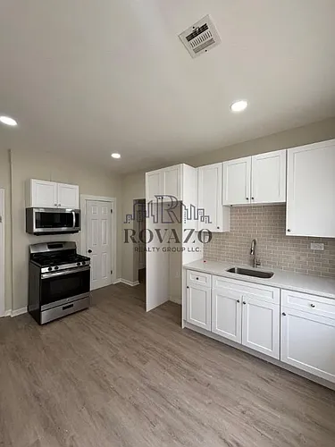 105-107 Schley St #2L Photo 1