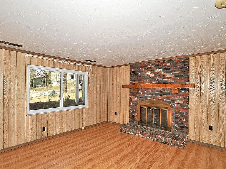 848 Village Brook Ct — Photo 12