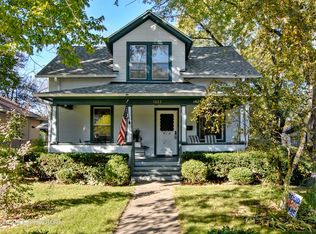 1023 5th St, Aurora, IL 60505