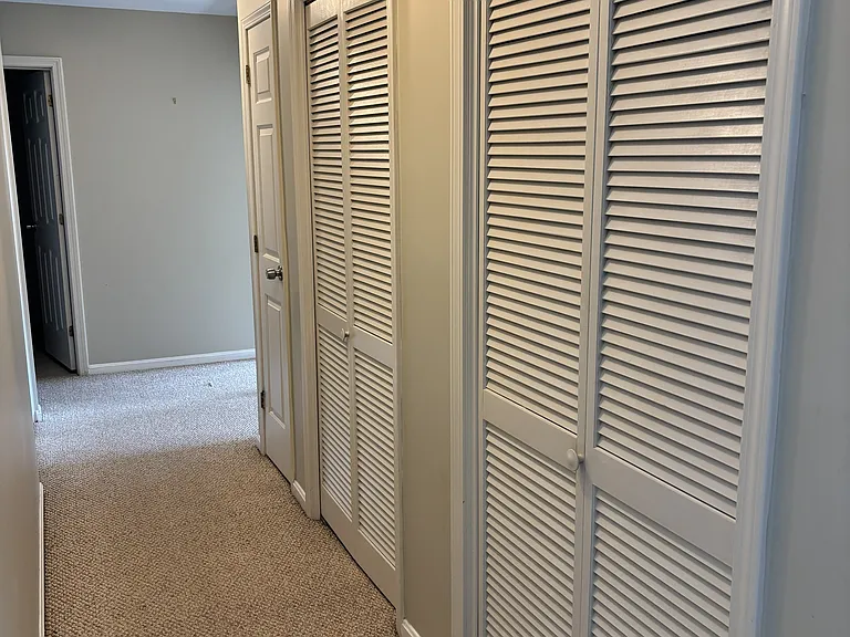 2 N Franklin St #4 — Photo 17