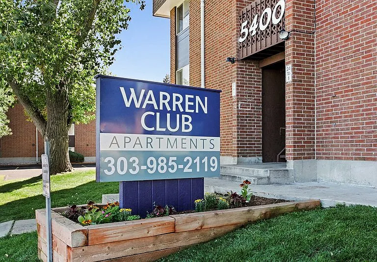 Warren Club — Photo 1