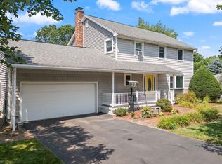 10 Shelley Dr, Nashua, NH 03062