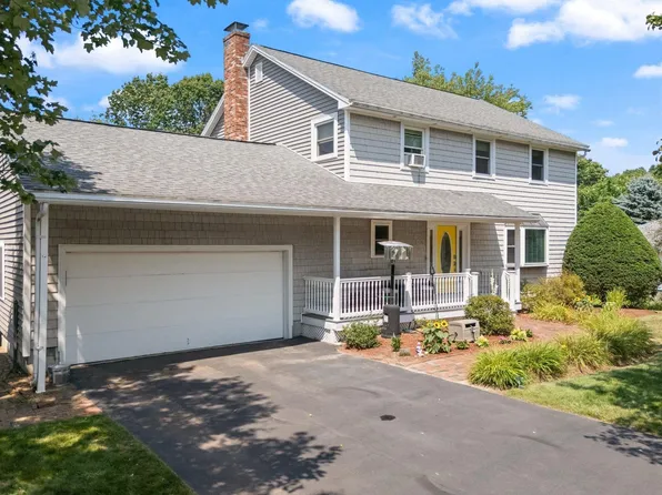 10 Shelley Drive, Nashua, NH 03062