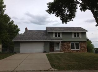 6803 Ideal Ave S, Cottage Grove, MN 55016