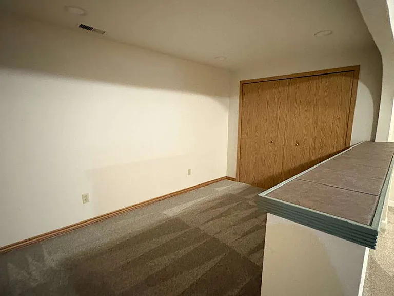 6469 Pulpit Rock Dr — Photo 23