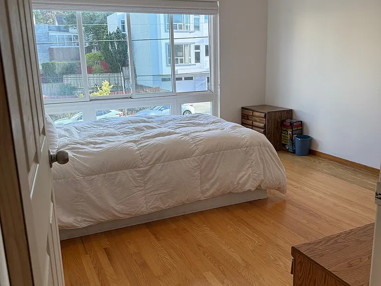 406-408 Moraga St — Photo 3