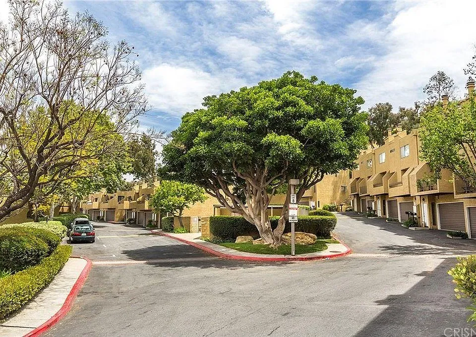 4866 Via Colina