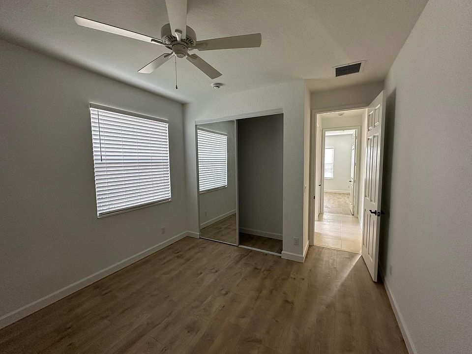 1st image of 5007 SE Askew Avenue