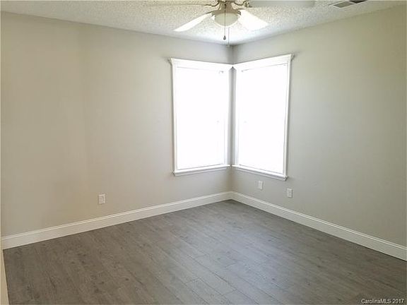 5th image of 119 Camforth Dr