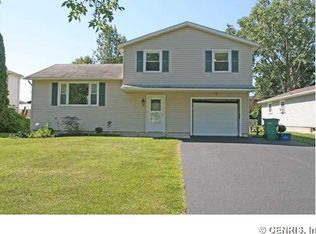 23 Morningstar Dr, Rochester, NY 14606