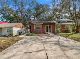 1047 Sutor Rd, Tallahassee, FL 32311