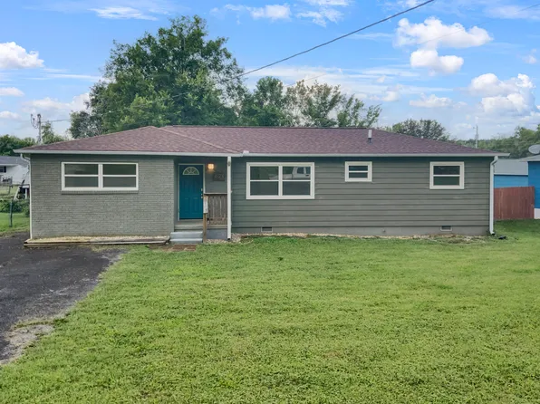 629 James St, Rossville, GA 30741