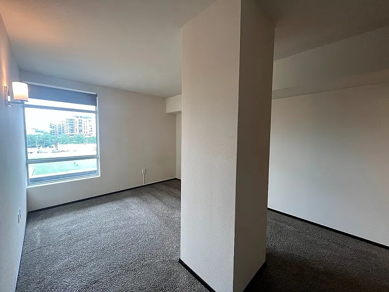 Galaxie High Rise Apartments — Photo 153