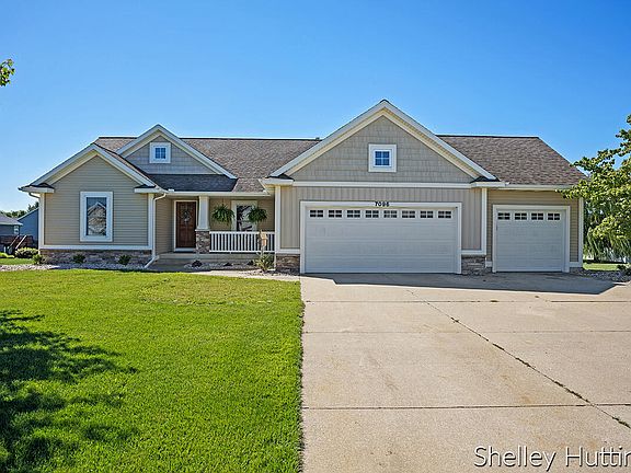 4th image of 7096 Jasper Dr