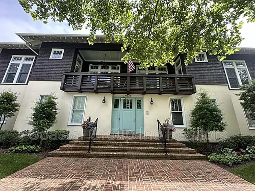 4635 Pleasant Ave #D Photo 1 4635 Pleasant Ave #D Photo 1