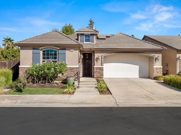 5676 N Romeo Ln, Fresno, CA 93711