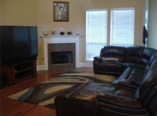 3rd image of 14295 Saybrook Pl