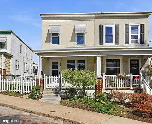 226 N Warren St Photo 1