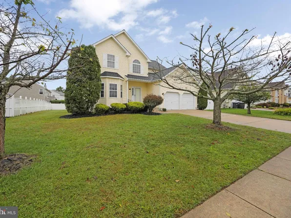 1304 Sassafras Ln, Williamstown, NJ 08094