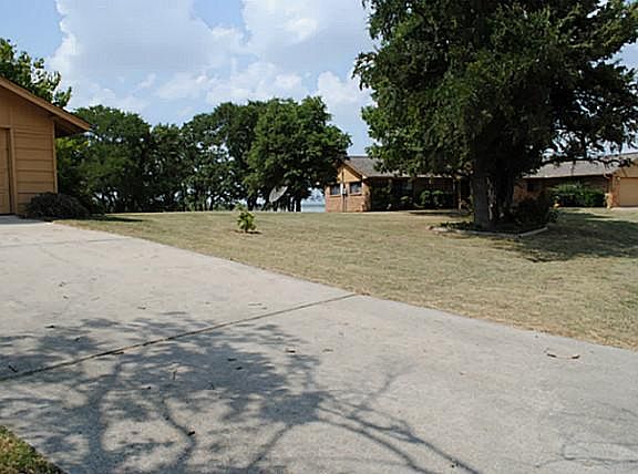 5th image of 2893 Lakecrest Dr
