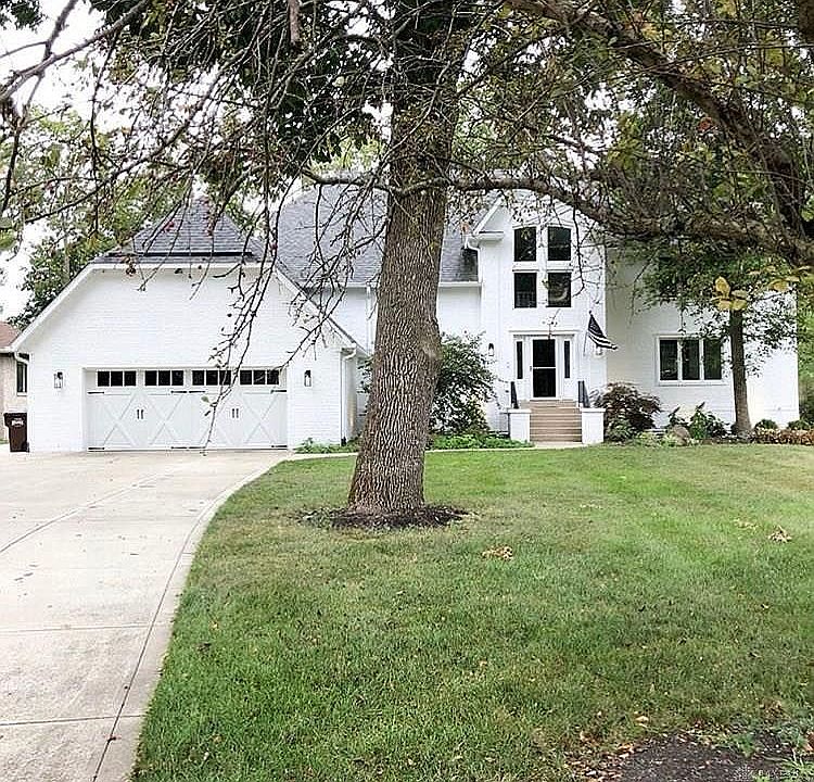 1st image of 820 Oak Lea Dr
