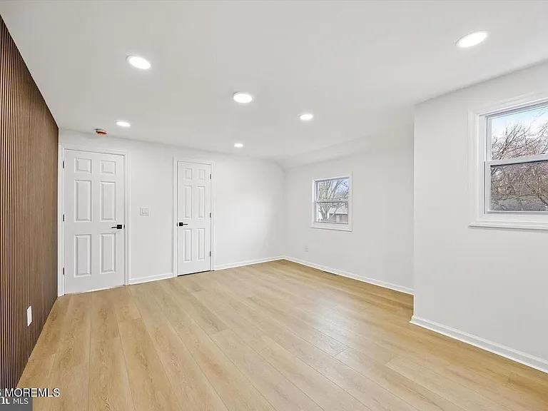 16 Buckingham Rd — Photo 15