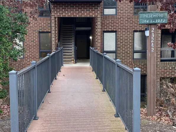 23242 Rosewood Ct APT 1068, California, MD 20619