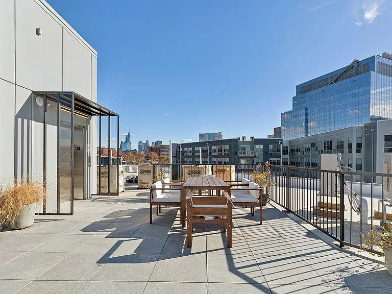 Triad Apartments: Brand New near Drexel & Penn — Photo 13