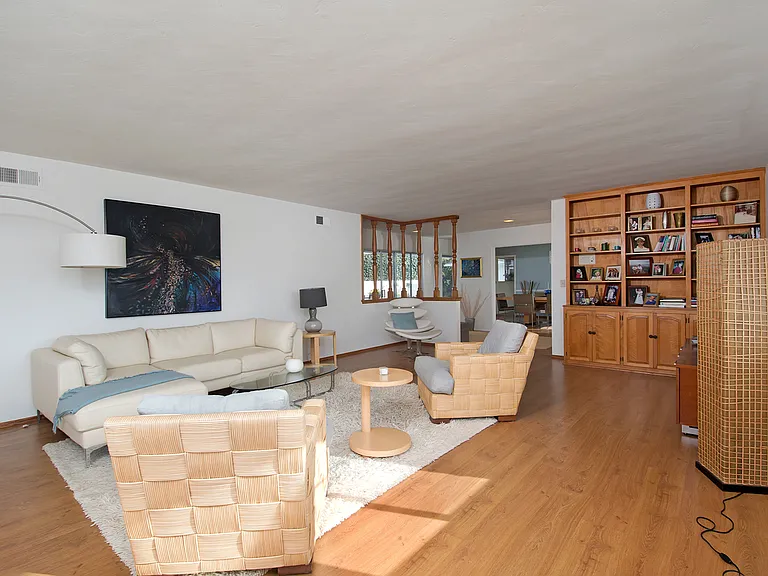 1375 Muirlands Vista Way — Photo 6