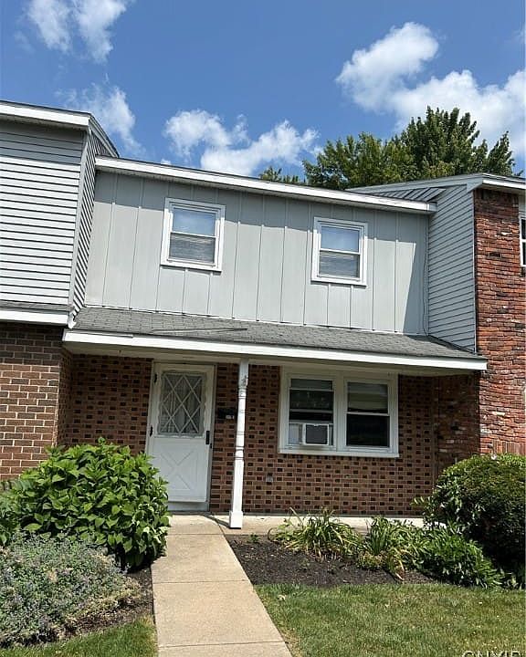 1st image of 207 Highbridge St APT 3