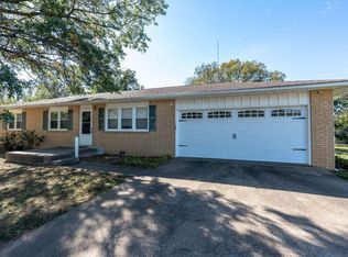 15410 S 1413th Rd, Nevada, MO 64772