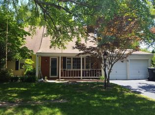 4407 Manor Hall Ln, Fairfax, VA 22033