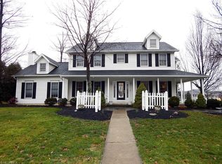 1087 Ashwood Ln, Medina, OH 44256